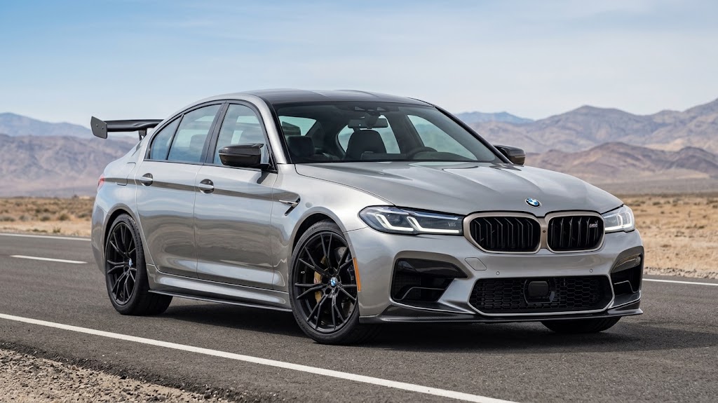 Šedé BMW M5 po detailingu
